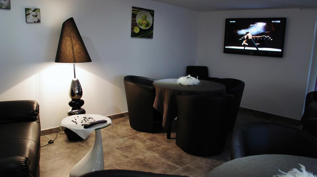 La Source Hotel Porcieu-Amblagnieu Ngoại thất bức ảnh